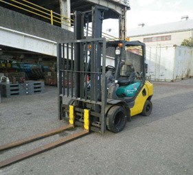 XE NÂNG XĂNG 2,5 TẤN KOMATSU FG25T-16 715419