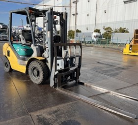 XE NÂNG DẦU 2.5 TẤN KOMATSU FD25T-16 734394