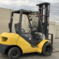 XE NÂNG DẦU 2,5 TẤN KOMATSU FD25T-17 320100