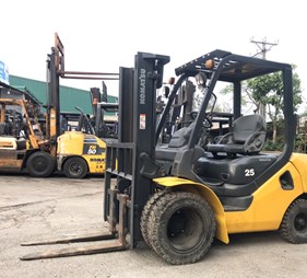 XE NÂNG DẦU 2,5 TẤN KOMATSU FD25C-17 313921