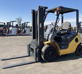 XE NÂNG DẦU 2 TẤN KOMATSU FD20C-17 341520