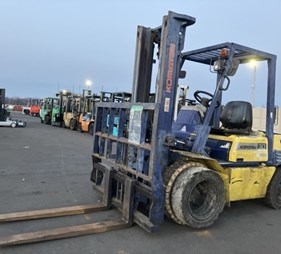 XE NÂNG DẦU 3 TẤN KOMATSU FD30-11 444221