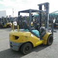 XE NÂNG DẦU 3 TẤN KOMATSU FD30C-16 738438