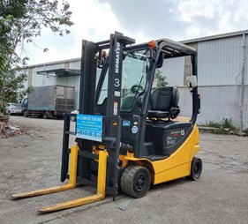 XE NÂNG ĐIỆN 1.5 TẤN KOMATSU FB15-12 852455