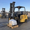 XE NÂNG ĐIỆN 3 TẤN KOMATSU FE30-1 302527
