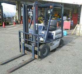 XE NÂNG XĂNG 1 Tấn KOMATSU FG10L-15 340846