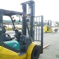 XE NÂNG XĂNG 2,5 TẤN KOMATSU FG25T-16