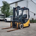 XE NÂNG ĐIỆN 1.5 TẤN KOMATSU FB15-12 854646
