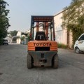 XE NÂNG DẦU 2,5 TẤN TOYOTA 5FD25 53589