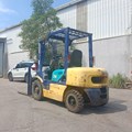 XE NÂNG DẦU 2.5 TẤN KOMATSU FD25T-12 535049