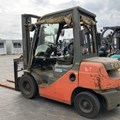 XE NÂNG DẦU 2,5 TẤN TOYOTA 02-8FDL25 74079