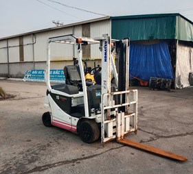 XE NÂNG ĐIỆN 1.5 TẤN KOMATSU FB15-12 854938