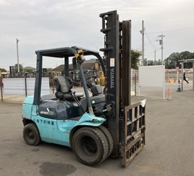 XE NÂNG DẦU 2,5 TẤN TOYOTA  7FD25 11283