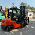 XE NÂNG DẦU 3 TẤN TOYOTA 02-8FD30 65461