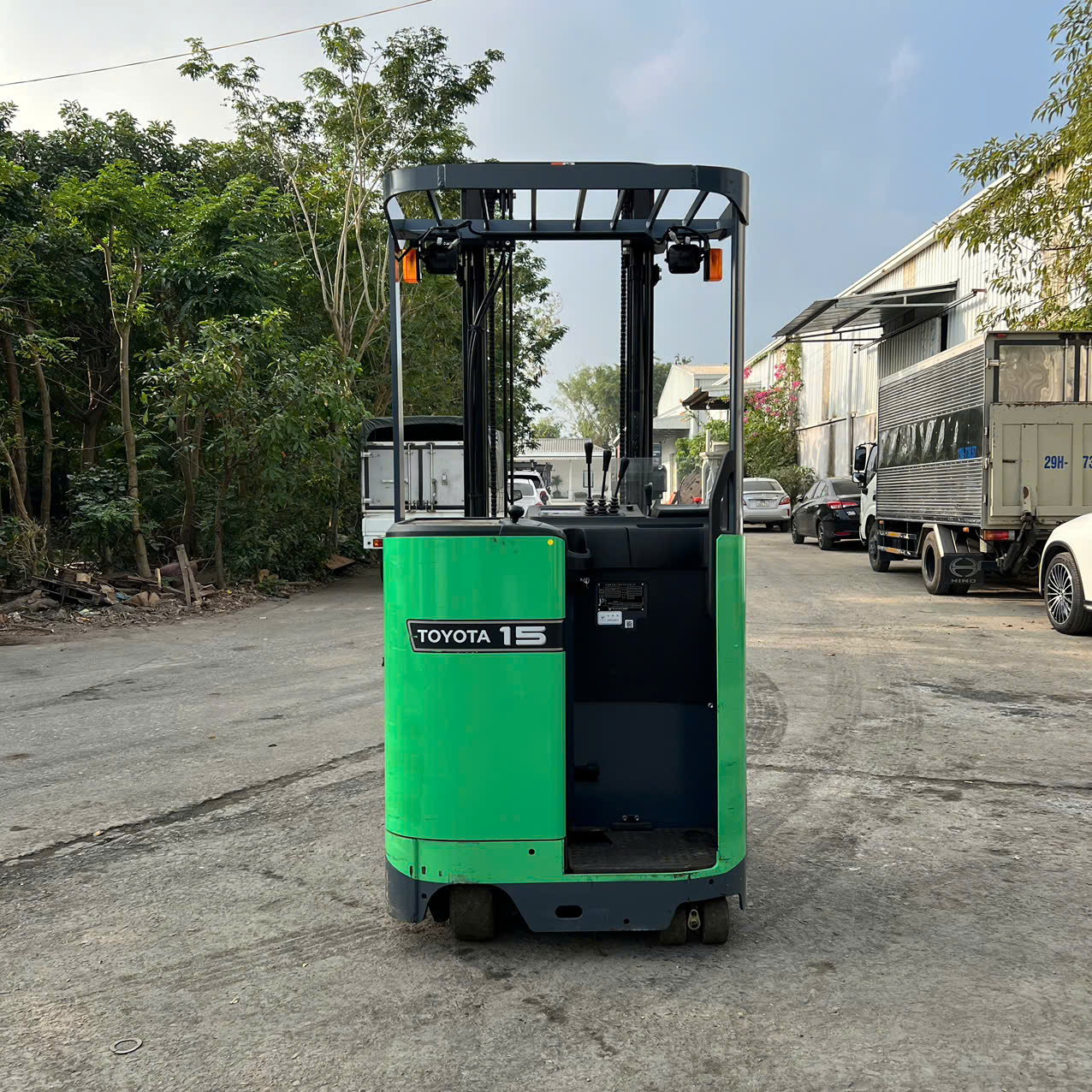 XE NÂNG ĐIỆN 1.5 TẤN TOYOTA 8FBR15 22806