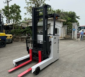 XE NÂNG ĐIỆN 2,5TẤN ĐỨNG LÁI NICHIYU FBR25-80C-400SF