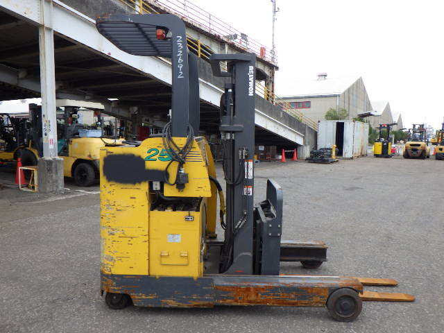 XE NÂNG ĐIỆN 2,5 TẤN ĐỨNG LÁI KOMATSU FB25RN-4 5404