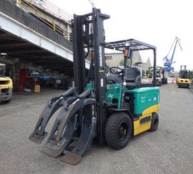 XE NÂNG ĐIỆN 3 TẤN KOMATSU FB30-11 817147