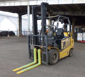 XE NÂNG ĐIỆN 3 TẤN KOMATSU FE30-1 304034