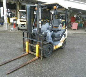 XE NÂNG XĂNG 1.5 TẤN KOMATSU FG15C-21 204153