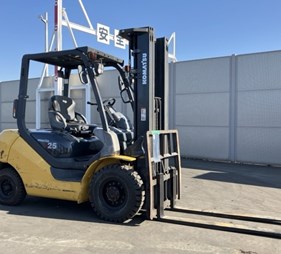 XE NÂNG DẦU 2,5 TẤN KOMATSU FD25C-17 304920