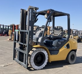 XE NÂNG DẦU 3 TẤN KOMATSU FD30C-17 324570