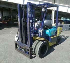 XE NÂNG DẦU 2 TẤN KOMATSU FD20C-12 524725