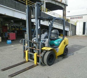 XE NÂNG XĂNG 2,5 TẤN KOMATSU FG25C-15 573460