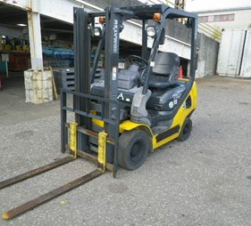 XE NÂNG DẦU 1,5 TẤN KOMATSU FD15T-21 203857