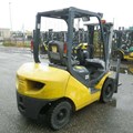XE NÂNG DẦU 2,5 TẤN KOMATSU FD25T-17 326884