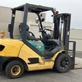 XE NÂNG DẦU 2.5 TẤN KOMATSU FD25T-16 731583
