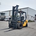 XE NÂNG DẦU 2.5 TẤN KOMATSU FD25C-16 748009