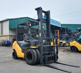 XE NÂNG DẦU 2.5 TẤN KOMATSU FD25C-16 748009