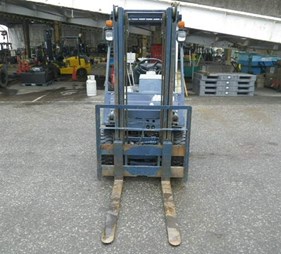XE NÂNG DẦU 1.5 TẤN KOMATSU FD15H-15 331797