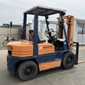 XE NÂNG DẦU 2,5 TẤN TOYOTA 5FD25 50136