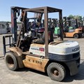 XE NÂNG DẦU 2.5 TẤN KOMATSU FD25H-11 371167