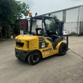 XE NÂNG DẦU 4 TẤN KOMATSU FH40-1 138040