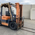 XE NÂNG DẦU 2,5 TẤN TOYOTA 5FD25 23100