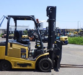 XE NÂNG ĐIỆN 2,5 TẤN KOMATSU FE25-1 305822