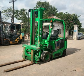 XE NÂNG ĐIỆN 2,5 TẤN KOMATSU FE25-1 305909