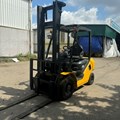 XE NÂNG DẦU 2,5 TẤN KOMATSU FD25C-17 300789