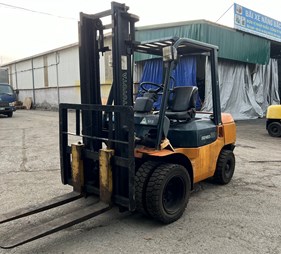 XE NÂNG DẦU 3 TẤN TOYOTA 7FD30 16051