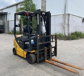 XE NÂNG ĐIỆN 1.5 TẤN KOMATSU FB15-12 855838