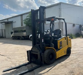 XE NÂNG ĐIỆN 3 TẤN KOMATSU FE30-1 304189