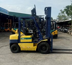 XE NÂNG DẦU 2.5 TẤN KOMATSU FD25-11 458115