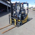 XE NÂNG ĐIỆN 1 TẤN KOMATSU FB10-12 855089